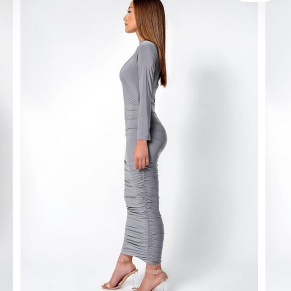 🚫SOLD🚫 Long Sleeve Ruched Maxi Long Dress - Picture 7 of 7